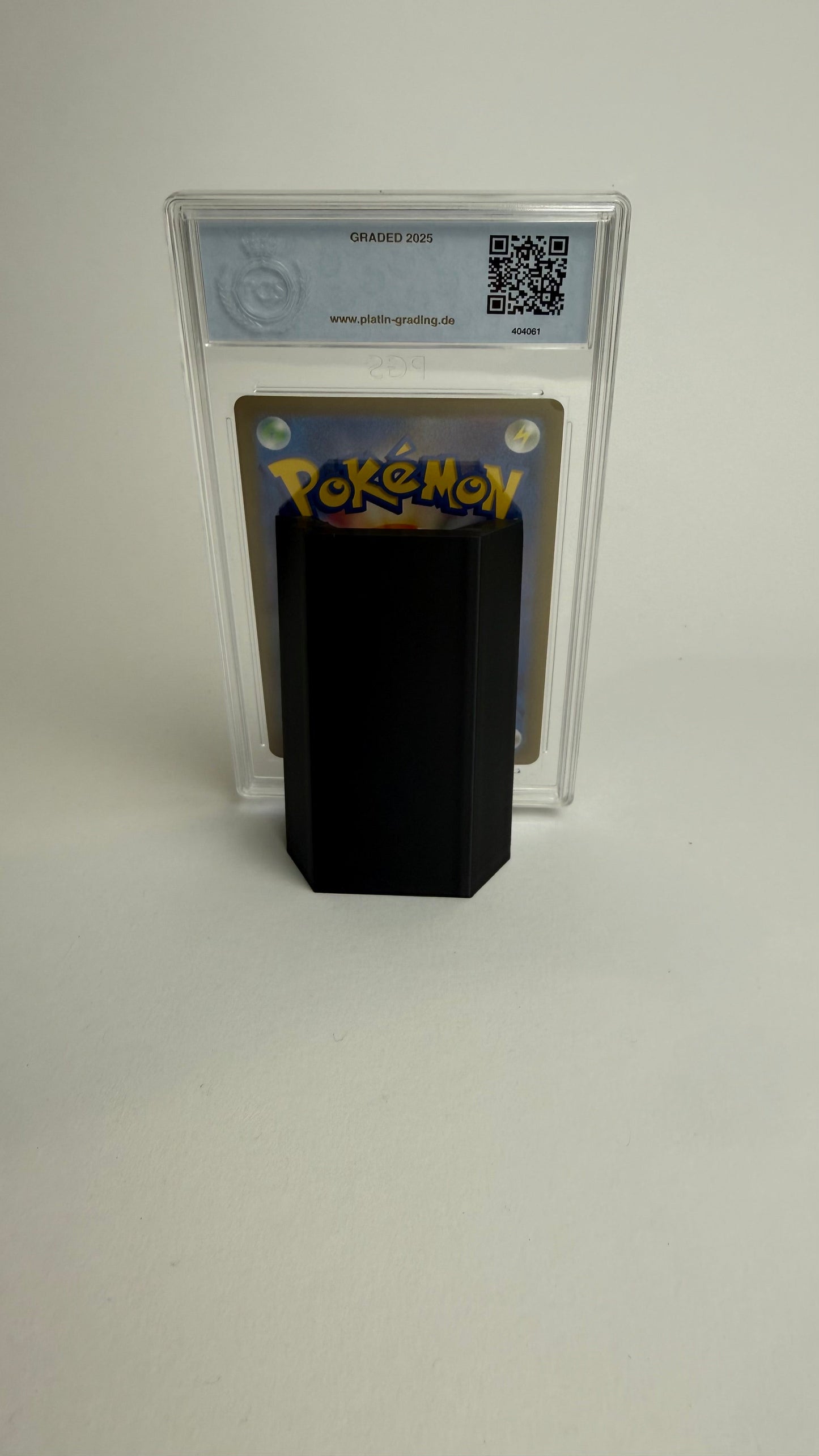 Universelle Kartenhalterung für Grading Slabs, Toploader & Sleeves Fomio