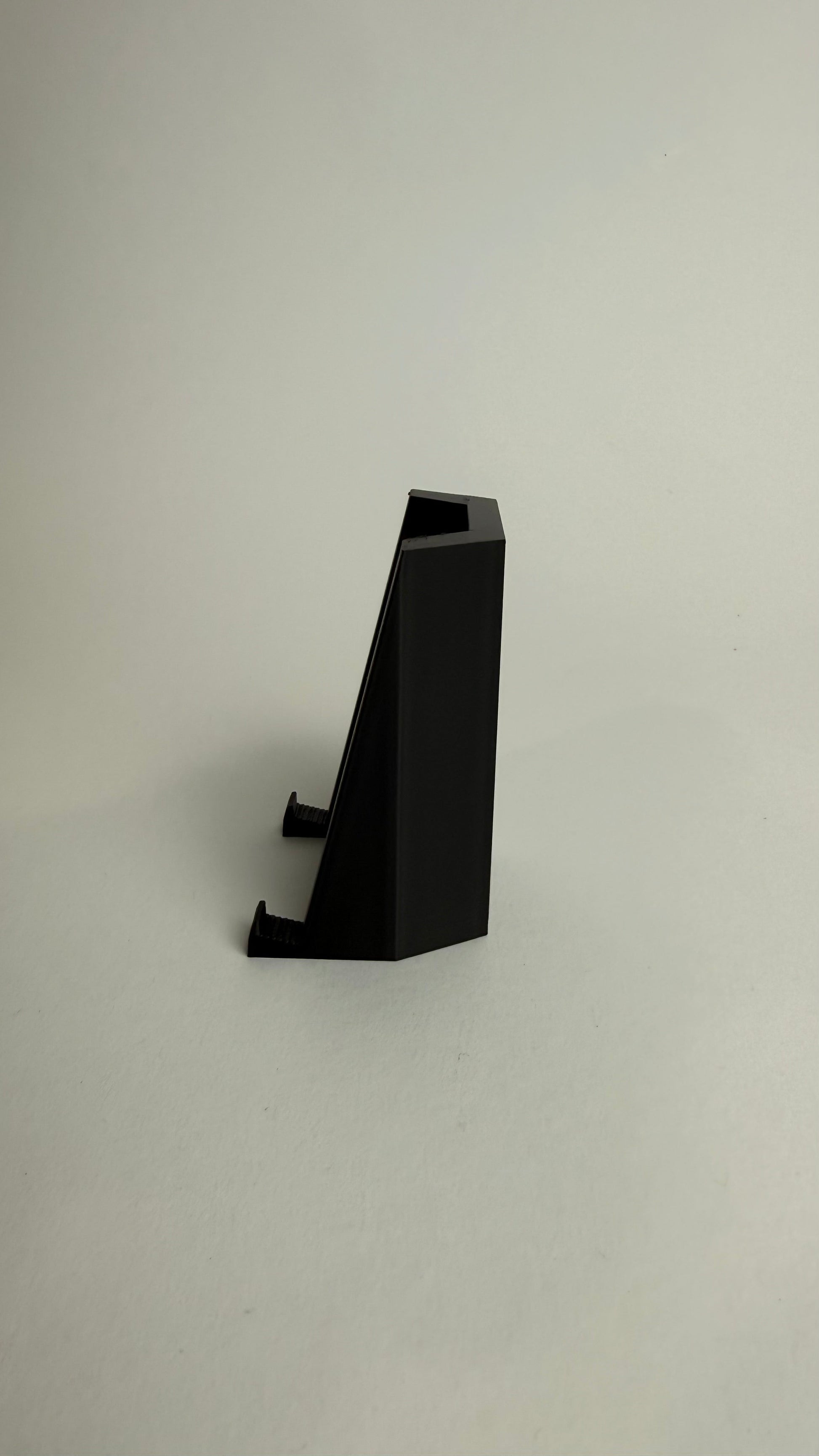 Universelle Kartenhalterung für Grading Slabs, Toploader & Sleeves Fomio